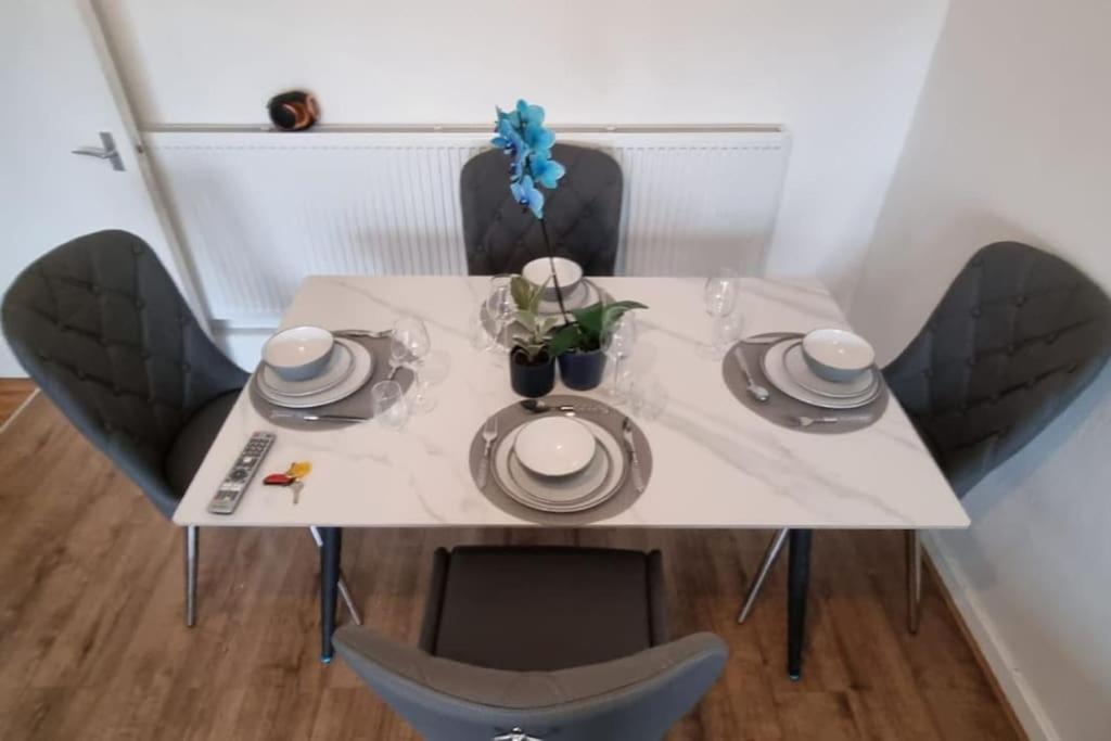 Gottersea 1 Bedroom Flat In Battersea 70 Mq London Eksteriør billede